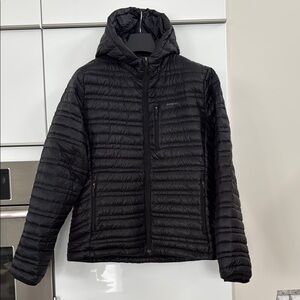 Patagonia Women’s Black Puffer Jacket Large